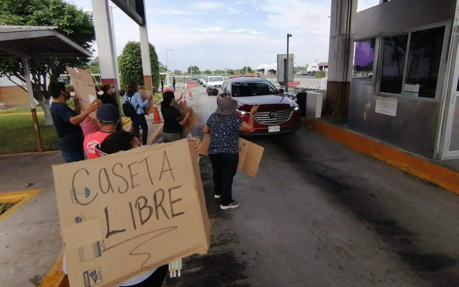 Toman caseta del puente Tampico 